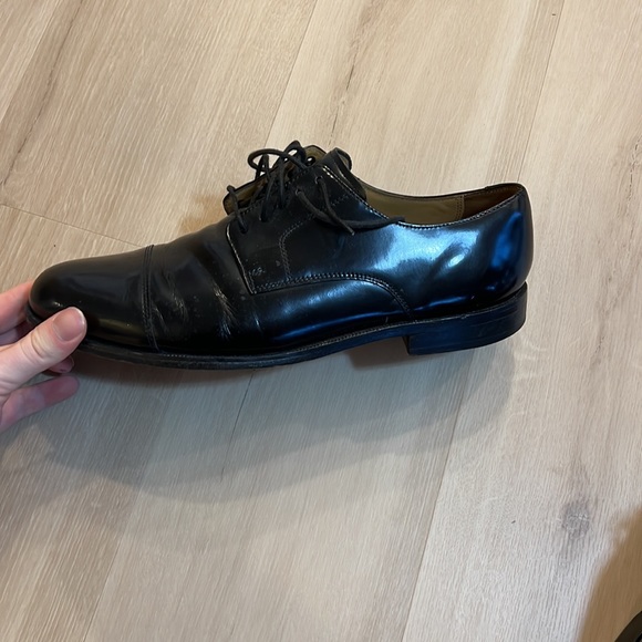 Black Cole Haan dress shoes. Size 10.5 - Picture 3 of 7